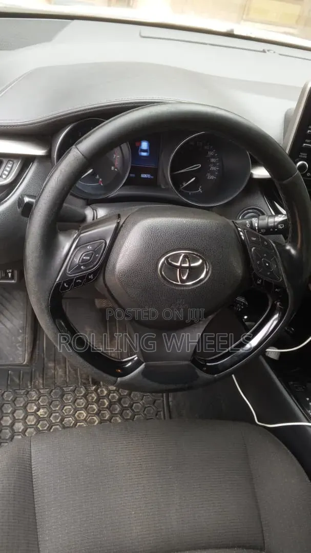 Toyota C-HR 2017 White