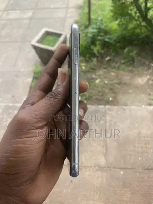Apple iPhone XS Max 64 GB Gold