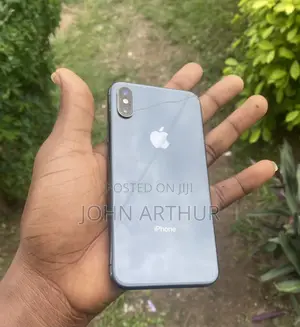 Apple iPhone XS 64 GB Black