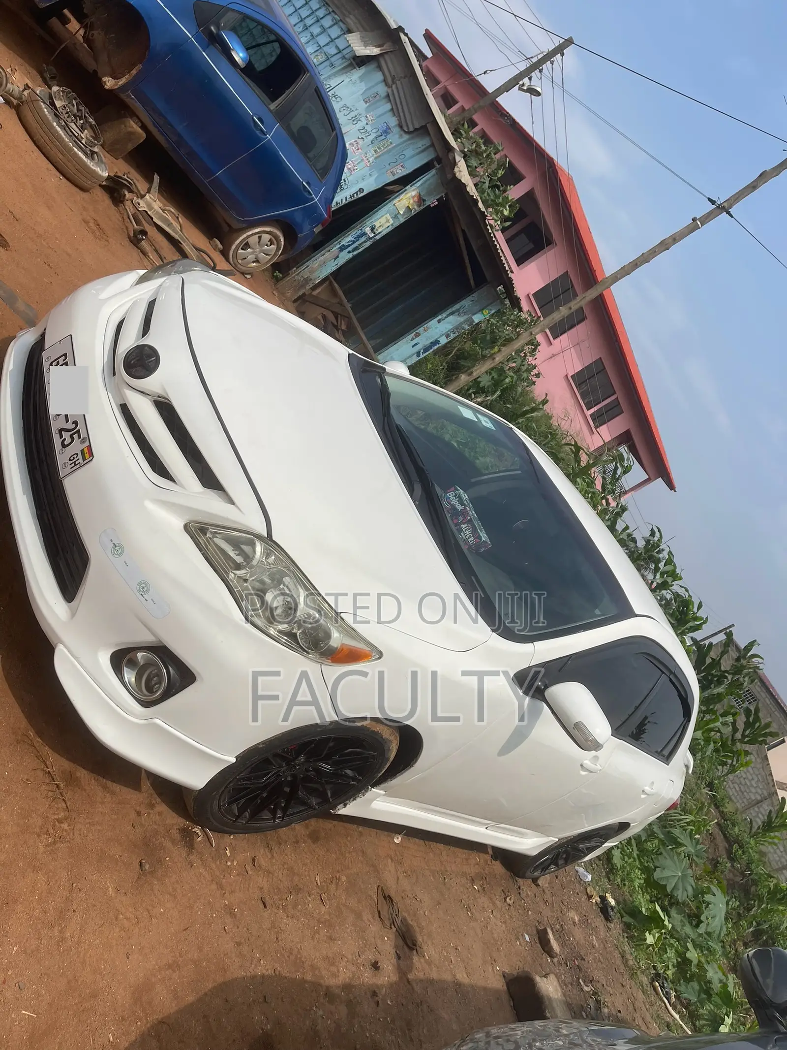 Toyota Corolla 2013 White