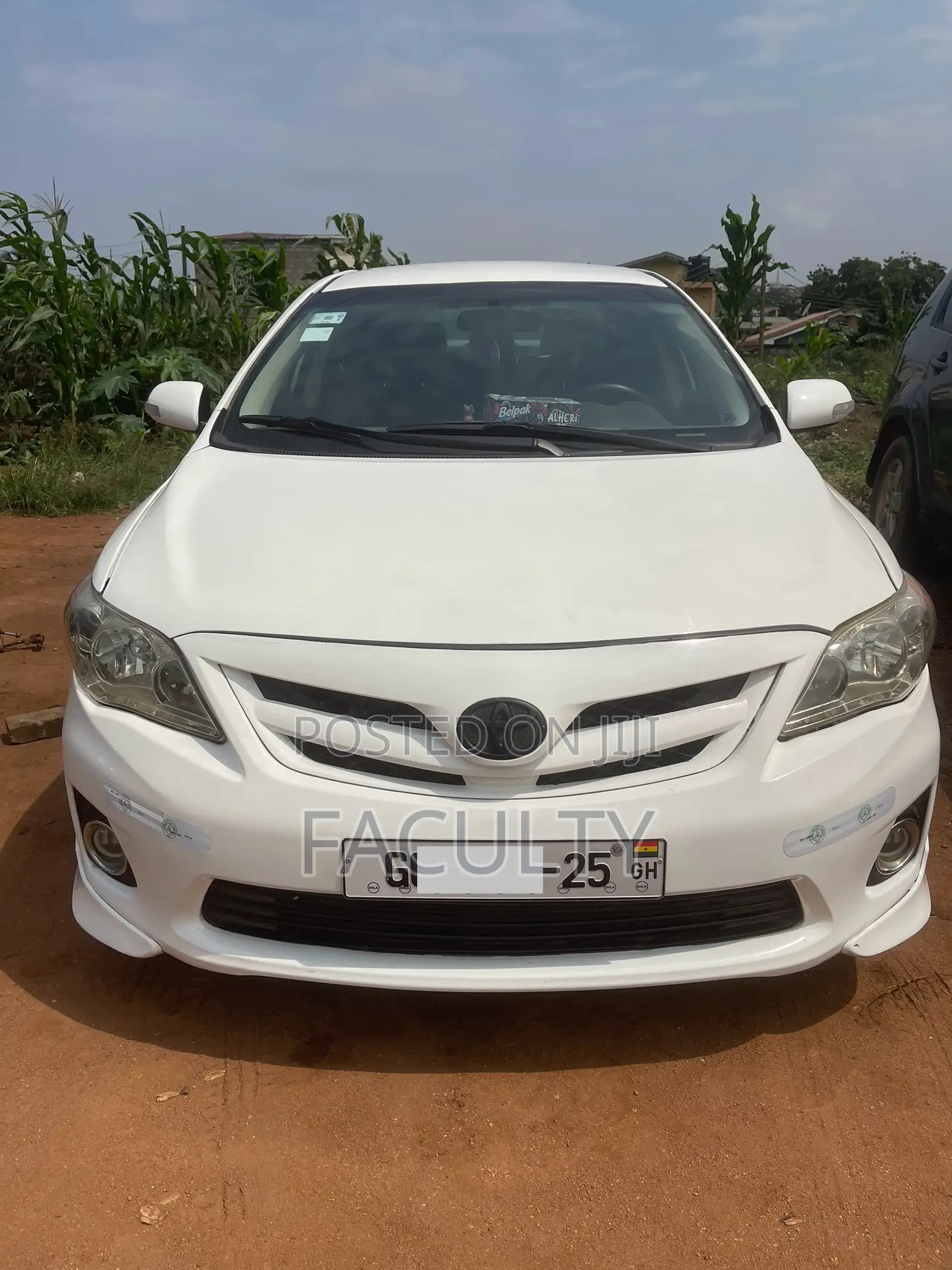 Toyota Corolla 2013 White