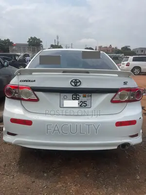 Toyota Corolla 2013 White