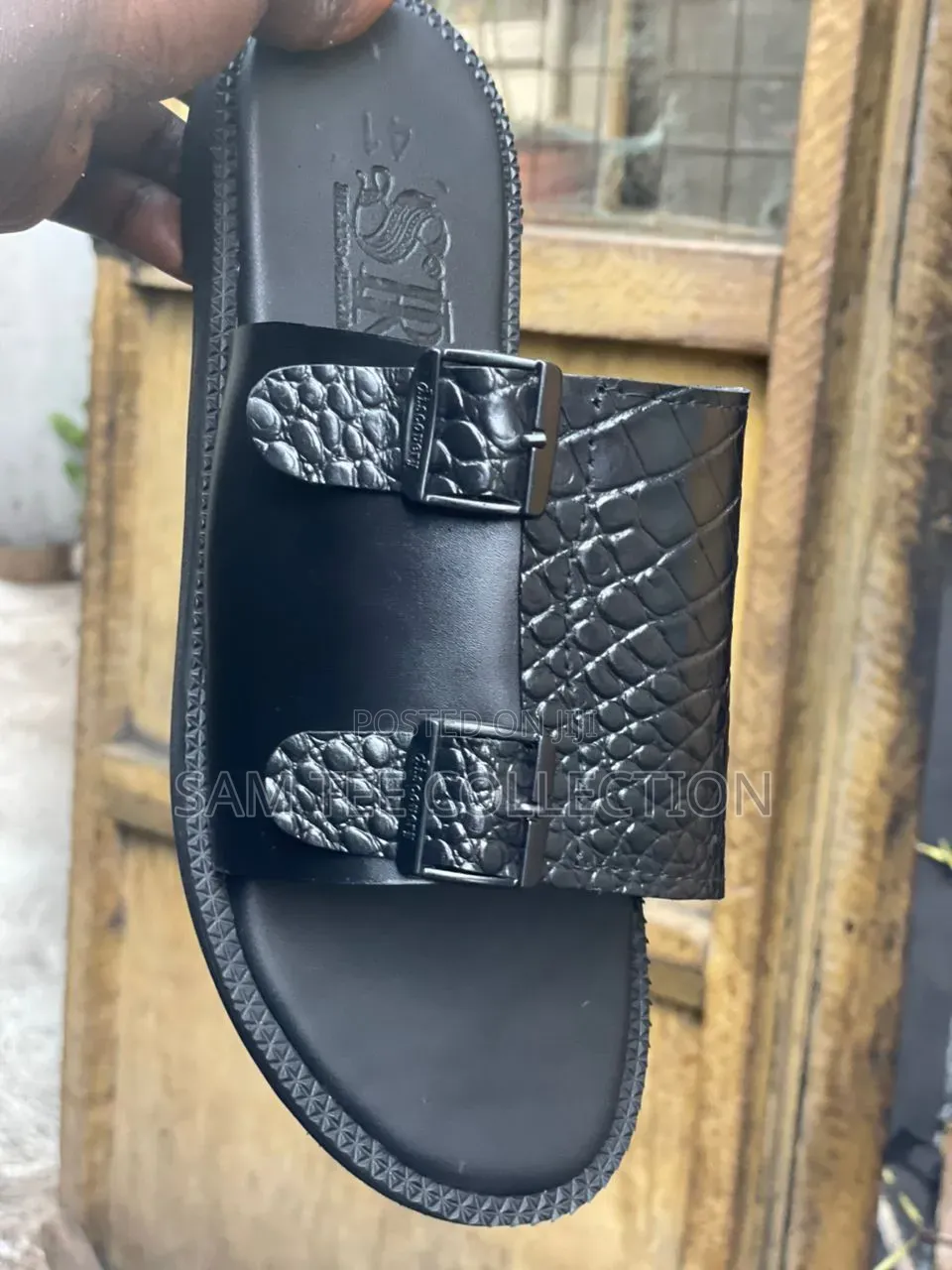 Men's Casual Slippers. Free Delivery Anywhere in Ghana
