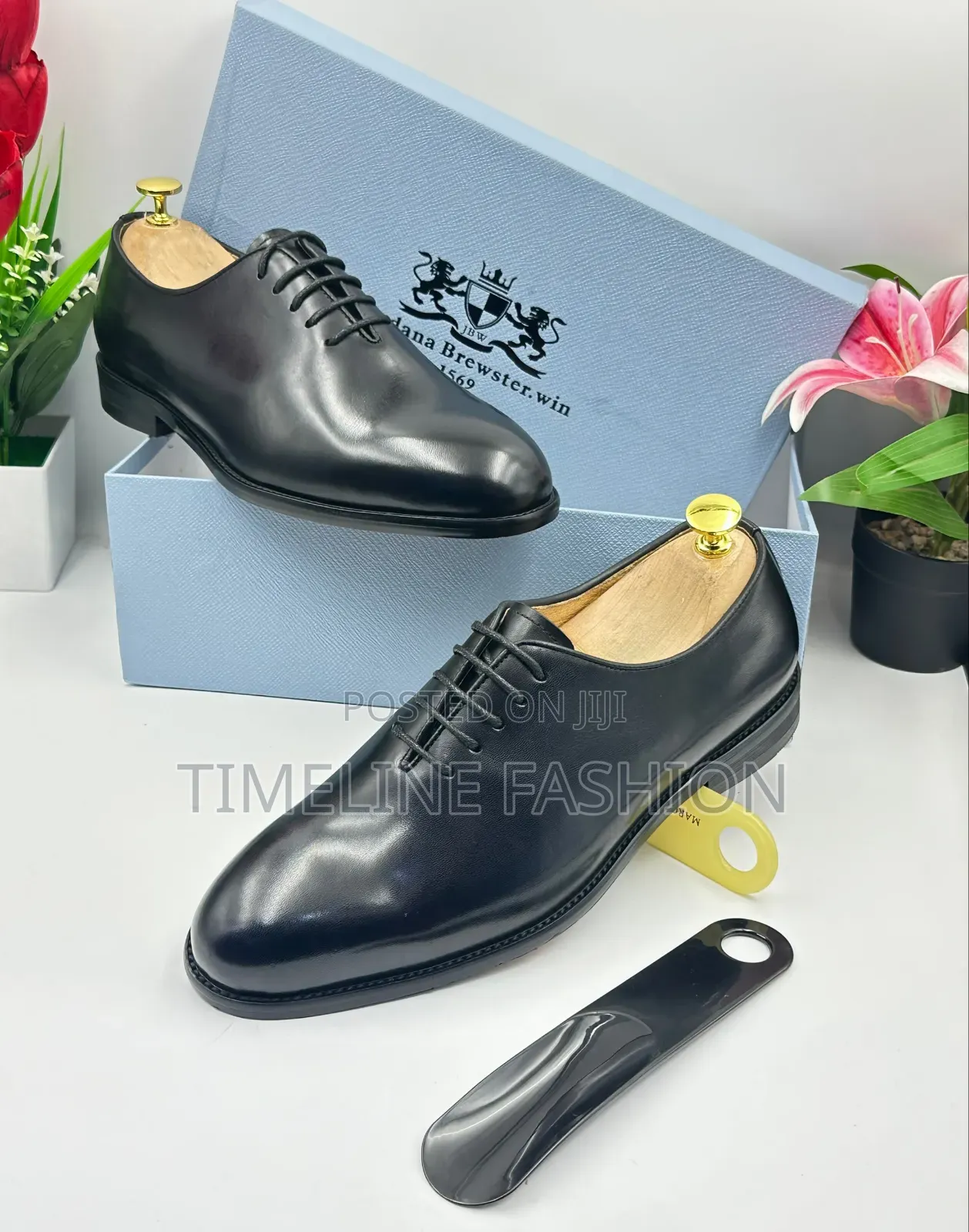 Jordana Brewster Executive Men's Plain Leather Black Shoes