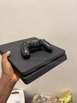 PlayStation 4 Slim