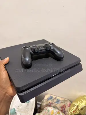 PlayStation 4 Slim