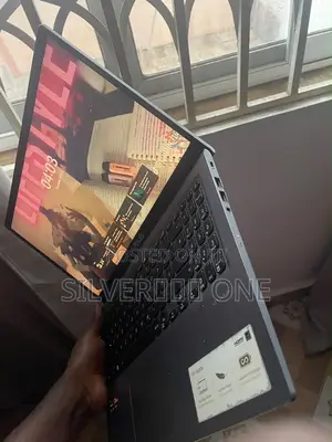 Laptop Asus Vivobook 15 16GB AMD Ryzen 7 SSD 500GB