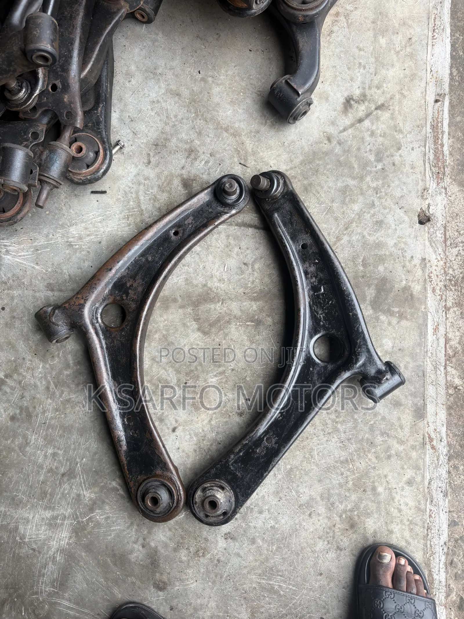 Mitsubishi Outlander 2007 to 2018 Lower Arm