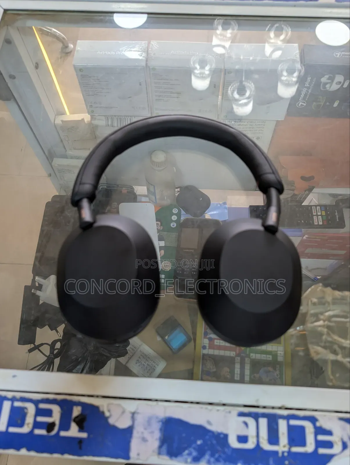 Sony WH-1000XM5 Noise-Canceling Wireless Over-Ear Headphones (Black)