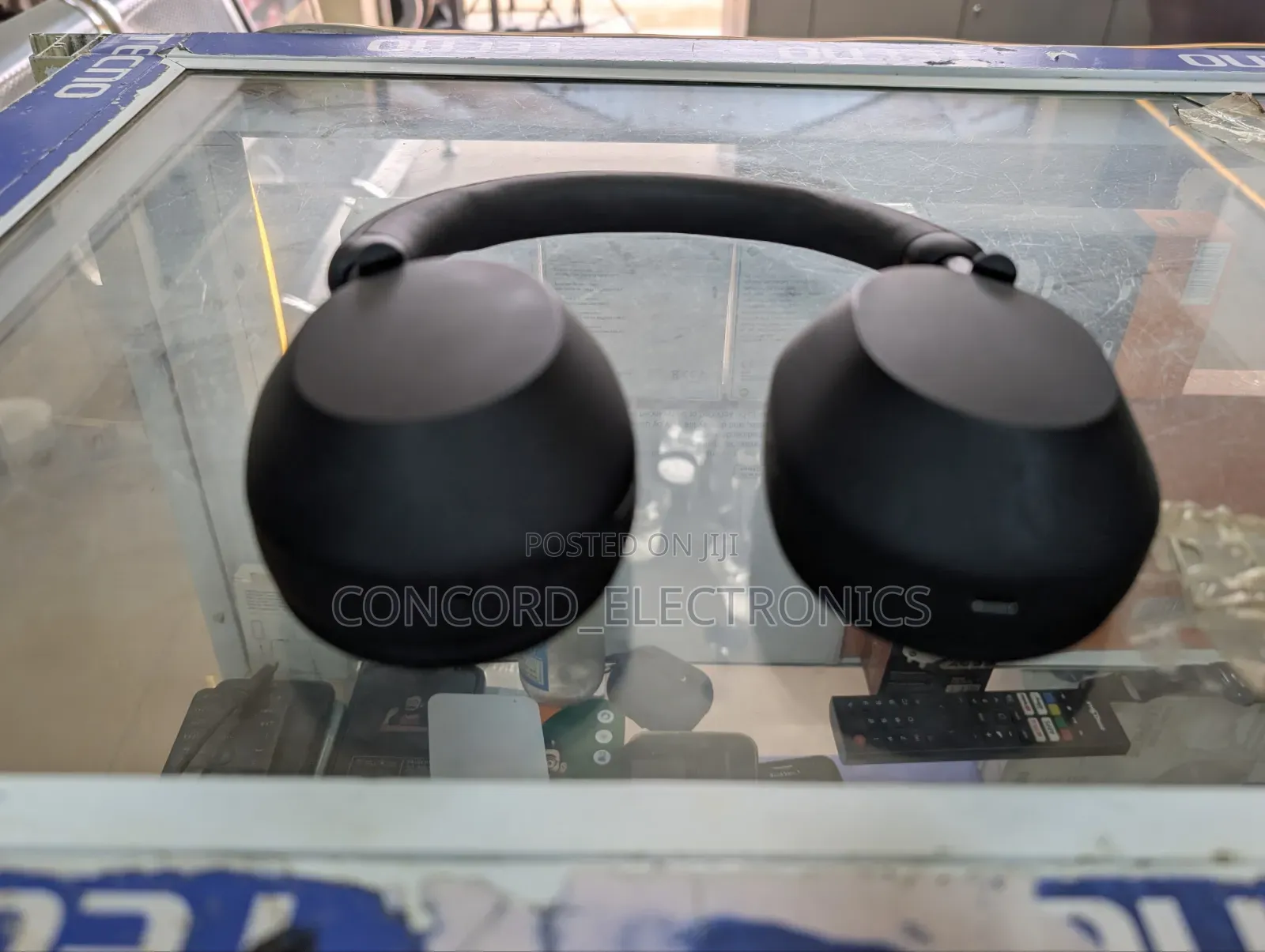 Sony WH-1000XM5 Noise-Canceling Wireless Over-Ear Headphones (Black)