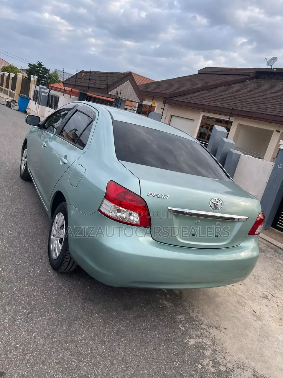 Toyota Belta 2010 Green