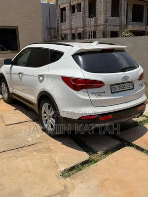 Hyundai Santa Fe GLS 4dr SUV AWD (3.3L 6cyl 6A) 2014 White