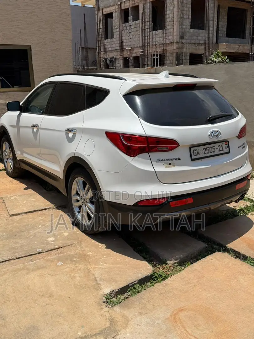 Hyundai Santa Fe GLS 4dr SUV AWD (3.3L 6cyl 6A) 2014 White