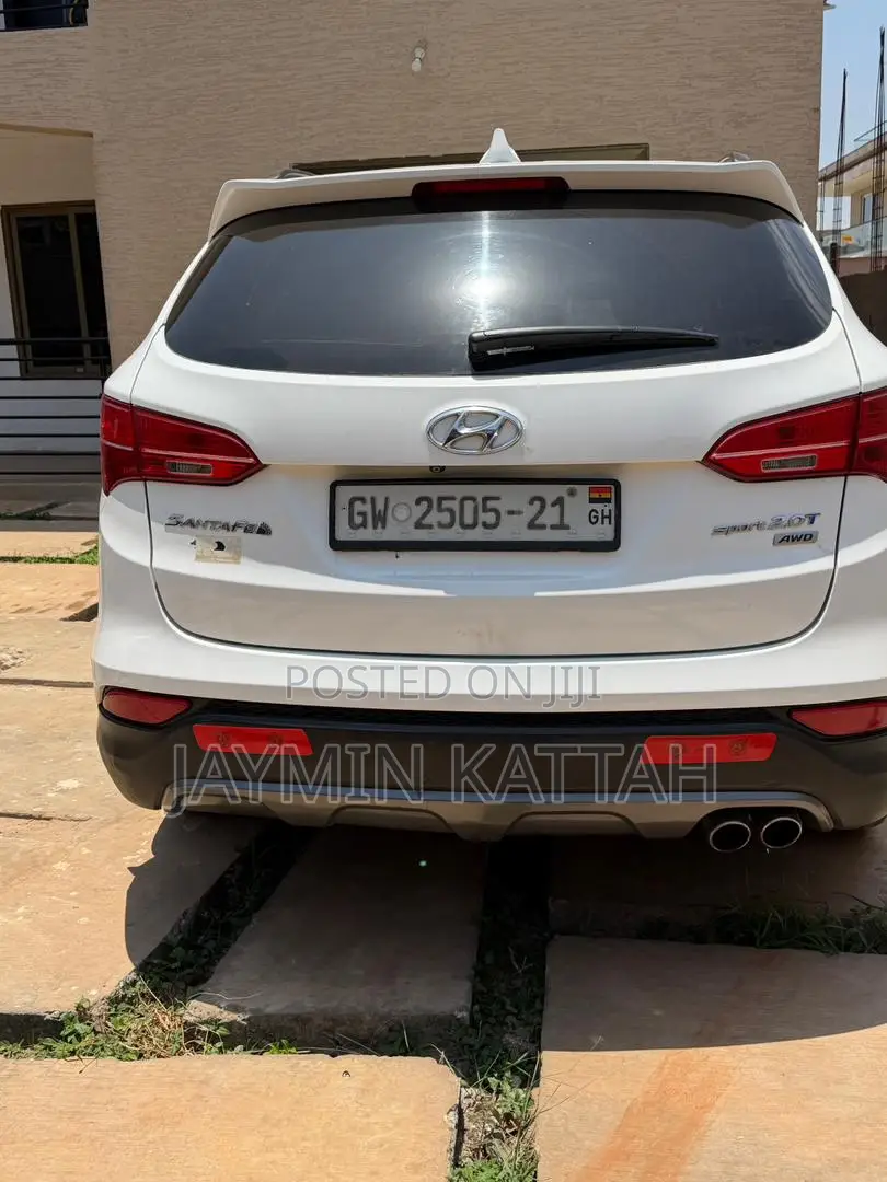 Hyundai Santa Fe GLS 4dr SUV AWD (3.3L 6cyl 6A) 2014 White