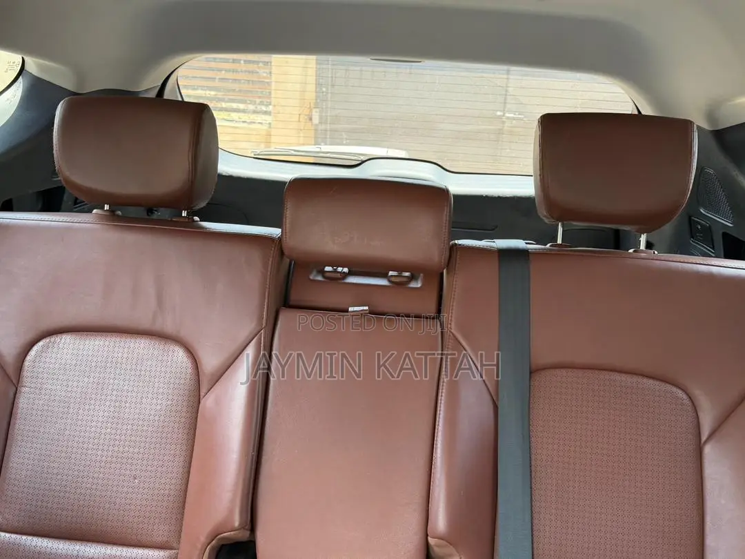 Hyundai Santa Fe GLS 4dr SUV AWD (3.3L 6cyl 6A) 2014 White