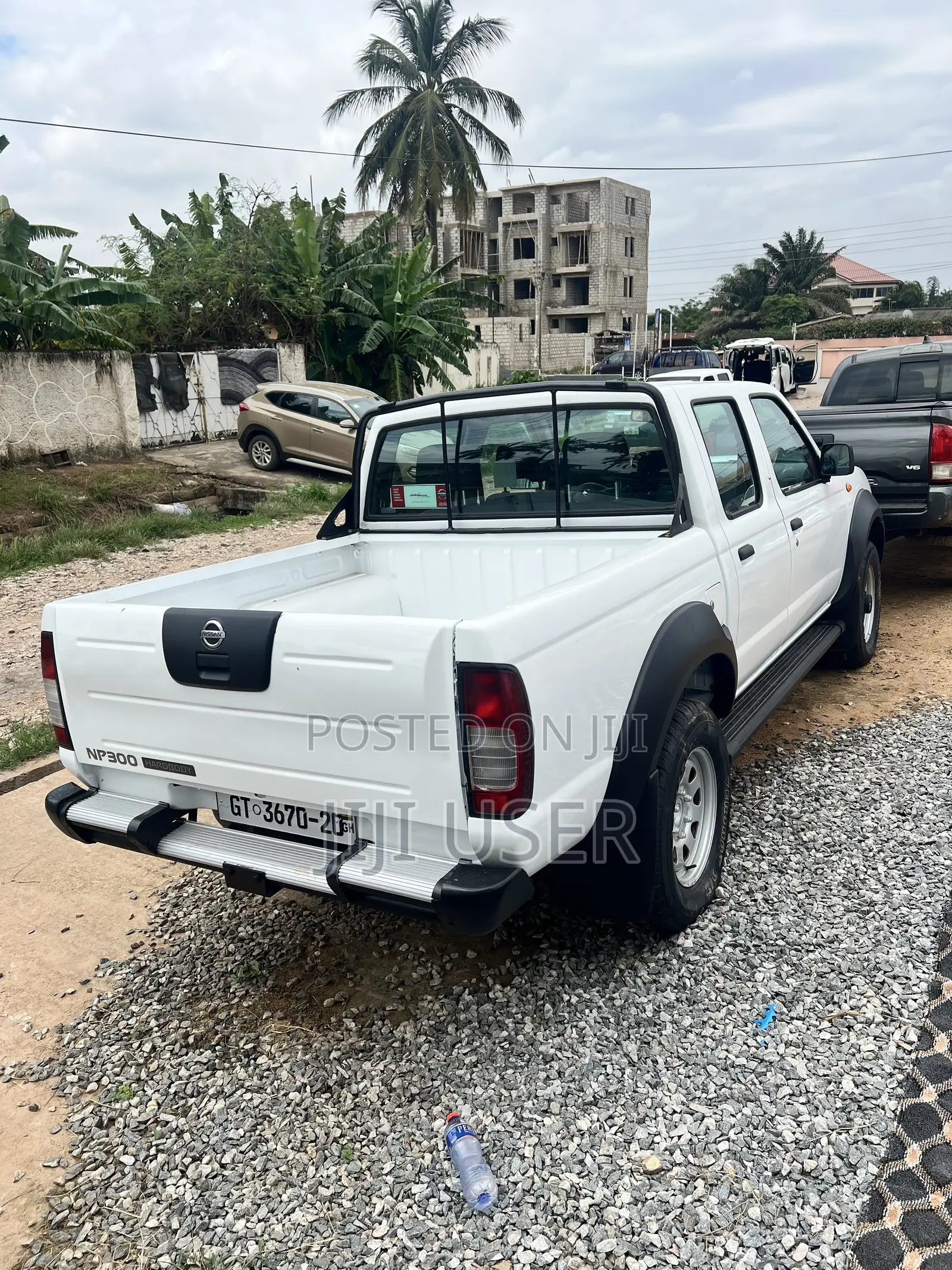 Nissan Hardbody 2020 White