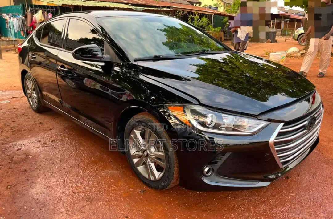 Hyundai Elantra 2017 Black