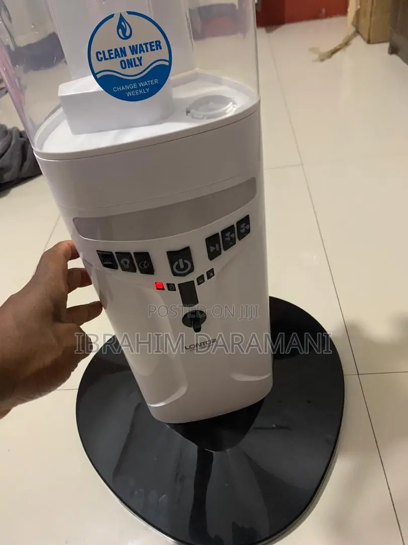 Rechargable Water Mist Electric Standing Fan