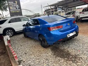 Kia Forte SX Sedan 2012 Blue