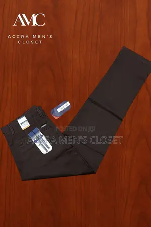 Men’s Khaki Trousers | Smart Casual Essential