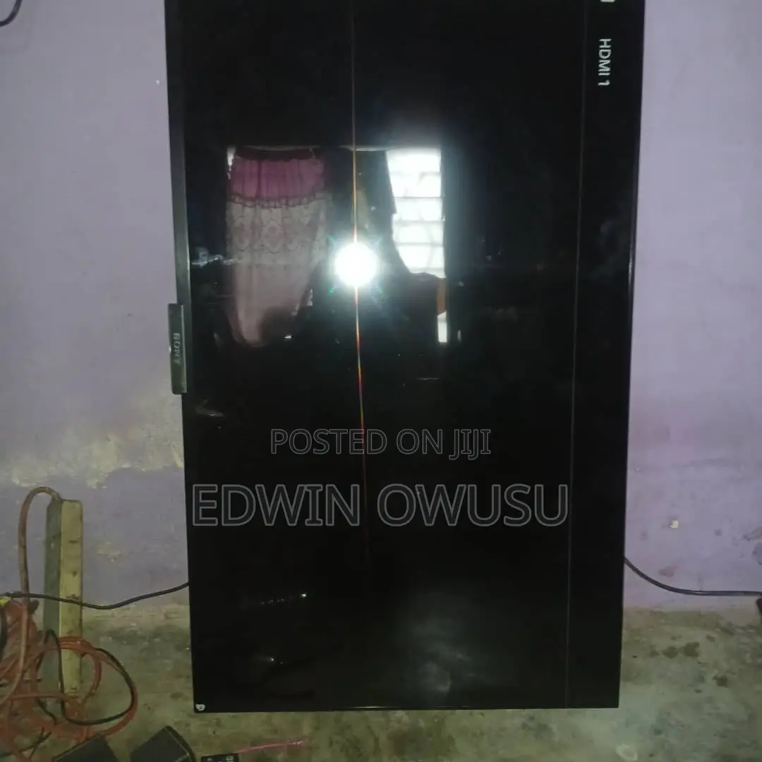 50 Inches Smart Android TV