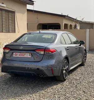 Toyota Corolla SE 2020 Gray