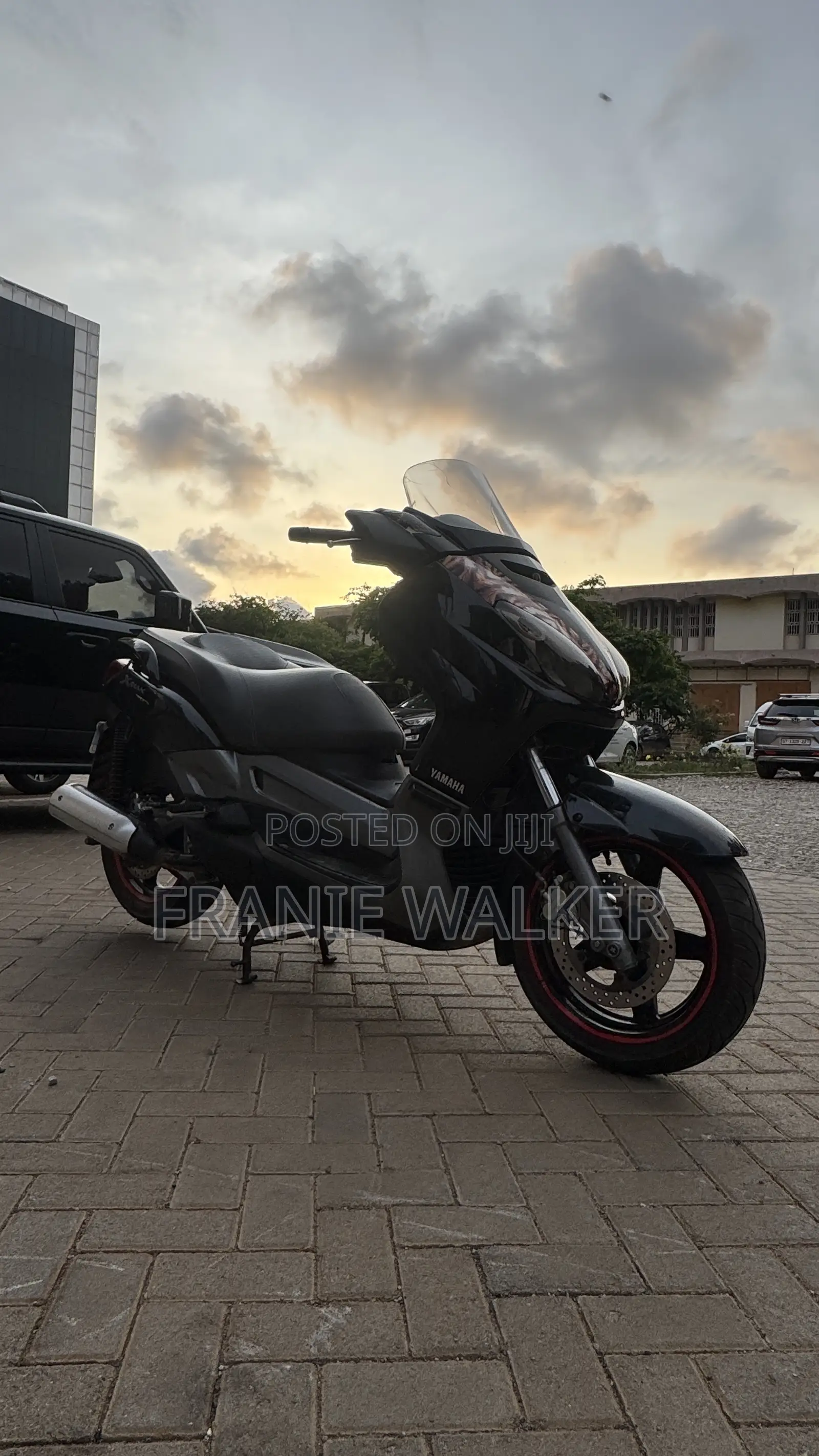 Yamaha 2019 Black
