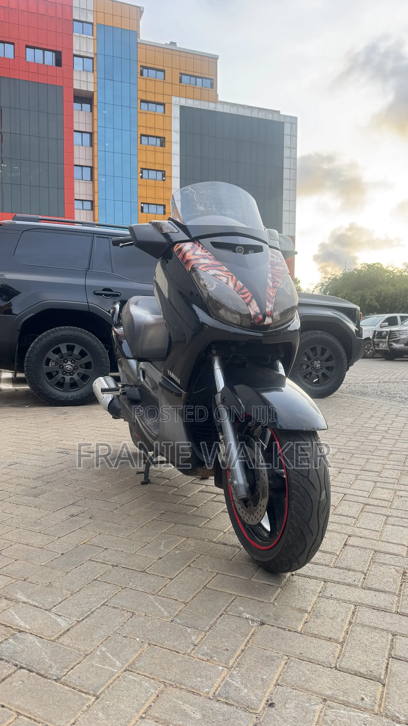 Yamaha 2019 Black