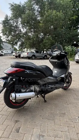 Yamaha 2019 Black
