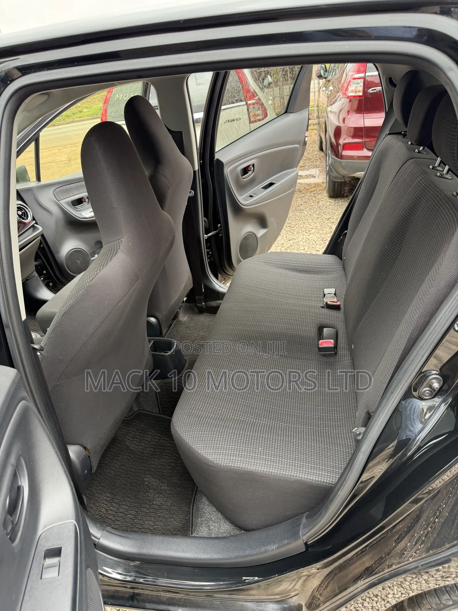 Toyota Vitz 1.5 FWD 3dr 2015 Black
