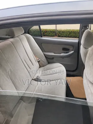 Hyundai Elantra 2005 Gray