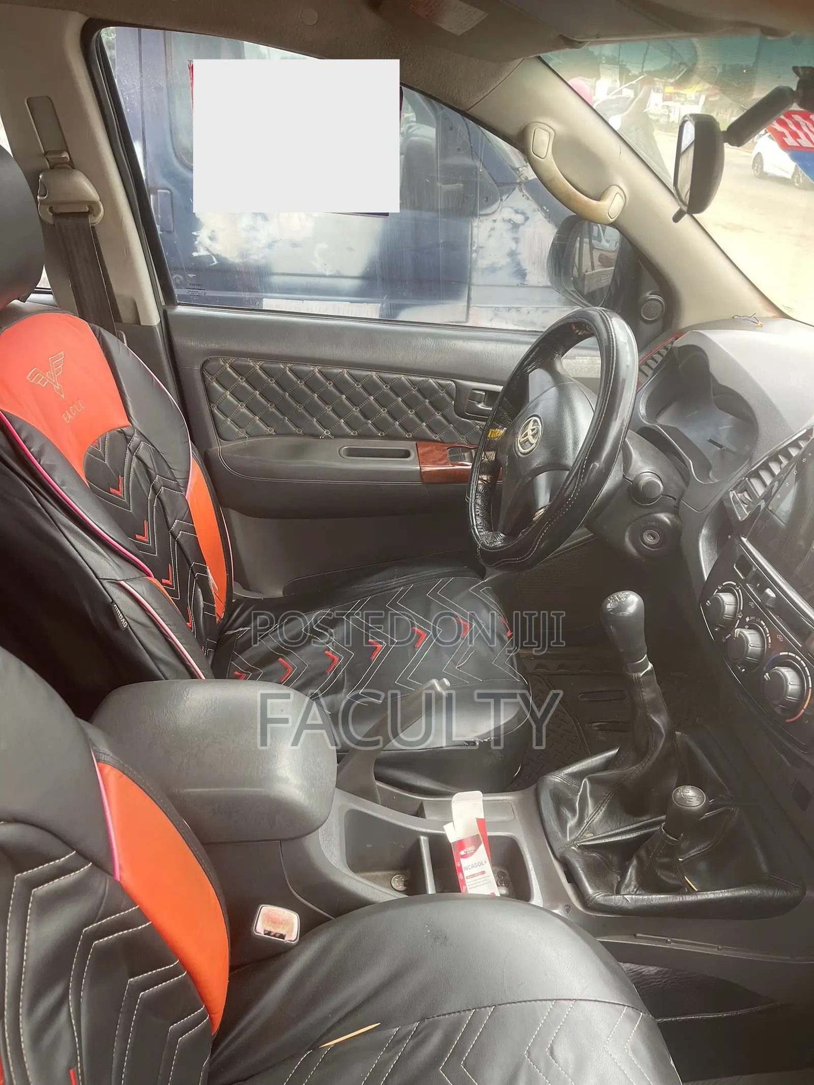 Toyota Hilux 2.5 D-4D 4X4 SRX 2011 Gray