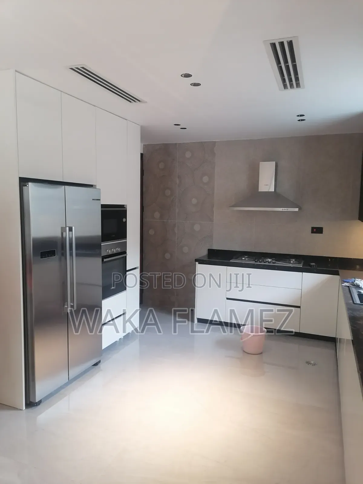 4bdrm Mansion in Cantonment, US Embassy Area for sale