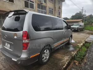 Hyundai Starex 2012 Grey