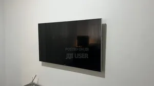 Samsung 43 Inches TV