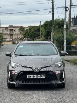 Toyota Corolla S Plus 4dr Sedan (1.8L 4cyl 6M) 2014 Gray