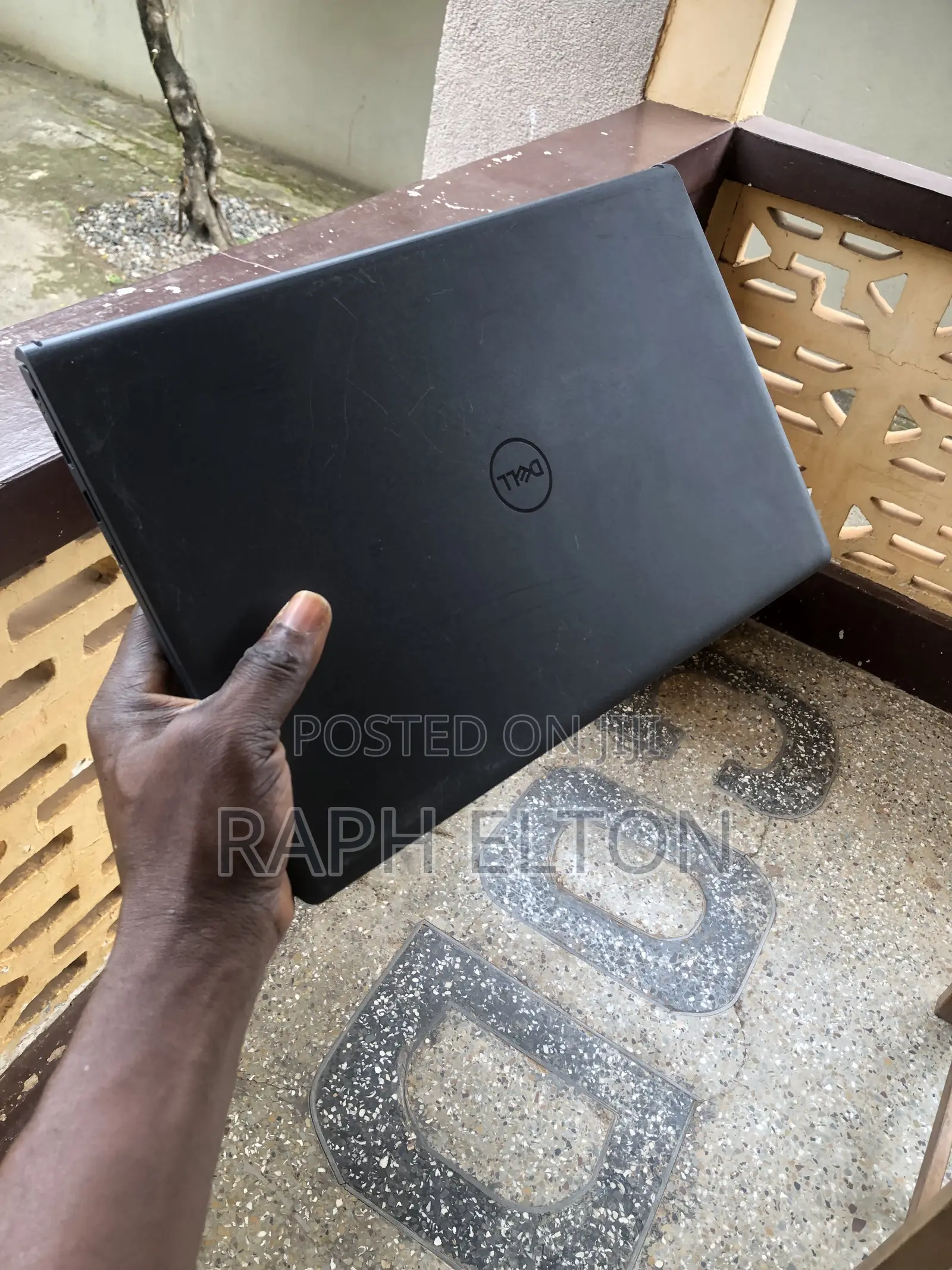 Laptop Dell Inspiron 15 12GB AMD Ryzen 5 SSD 256GB