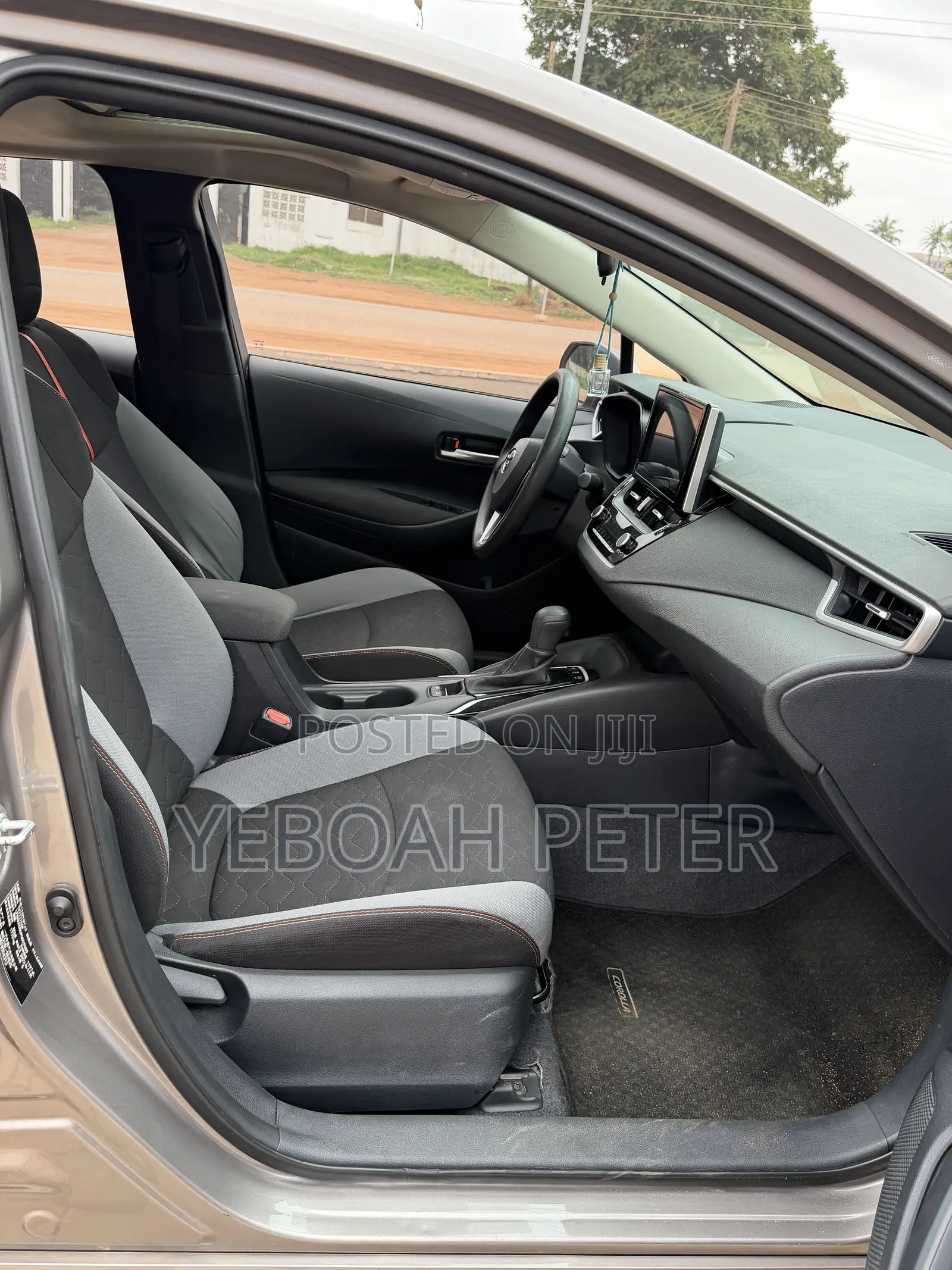 Toyota Corolla 2023 Gray