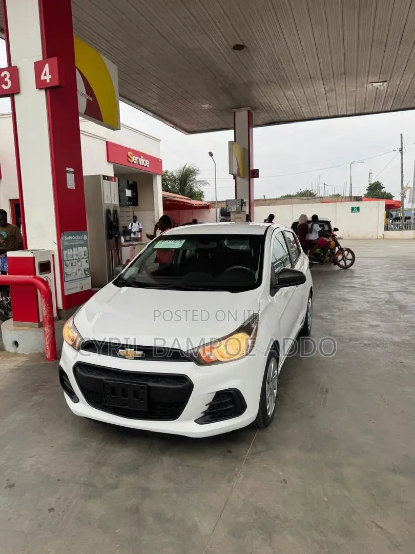Chevrolet Spark ACTIV CVT 2017 White