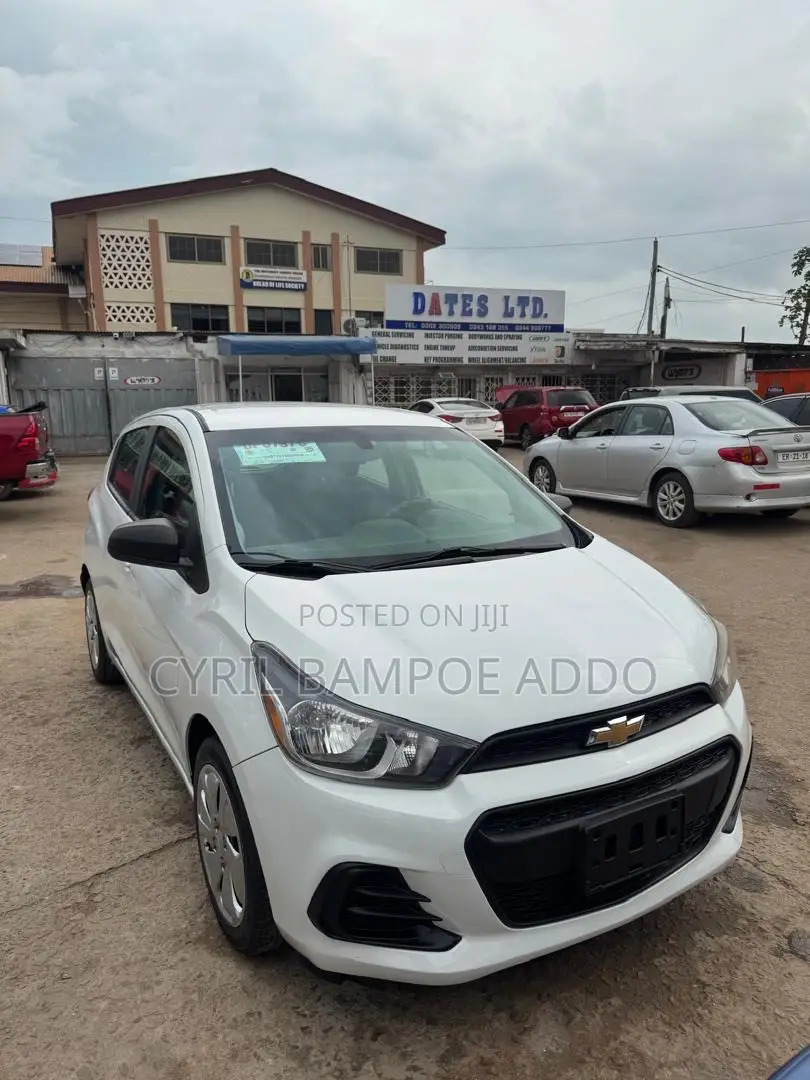 Chevrolet Spark ACTIV CVT 2017 White