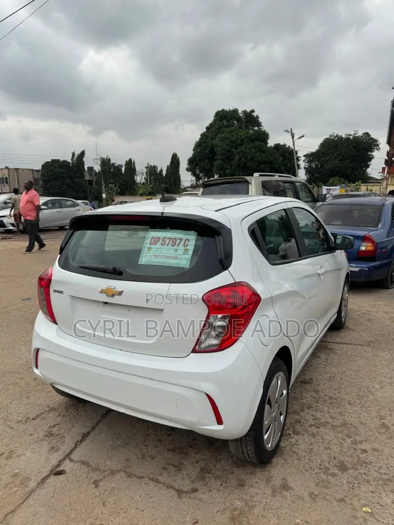 Chevrolet Spark ACTIV CVT 2017 White
