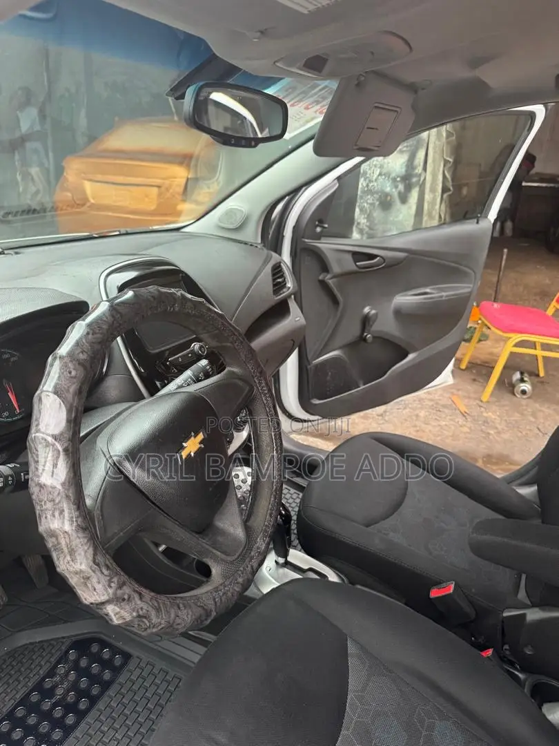 Chevrolet Spark ACTIV CVT 2017 White
