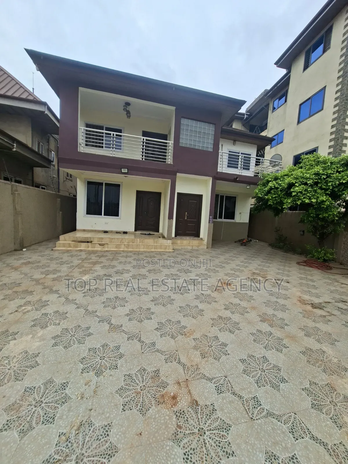 3bdrm Apartment in Oyarifa, Owusu Ansah for rent