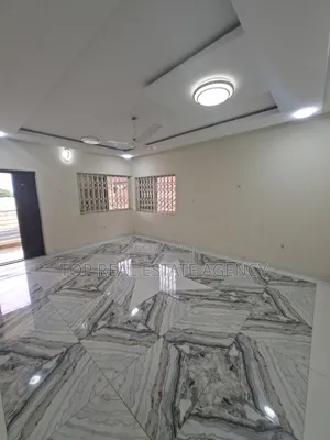 3bdrm Apartment in Oyarifa, Owusu Ansah for rent