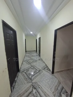 3bdrm Apartment in Oyarifa, Owusu Ansah for rent
