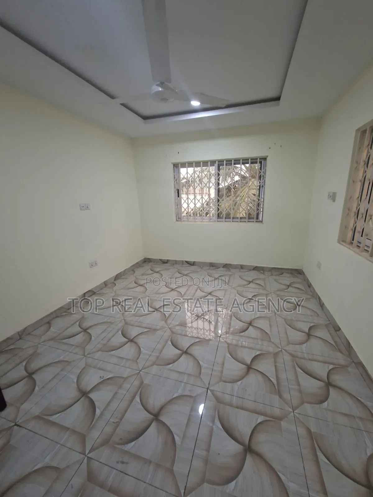 3bdrm Apartment in Oyarifa, Owusu Ansah for rent