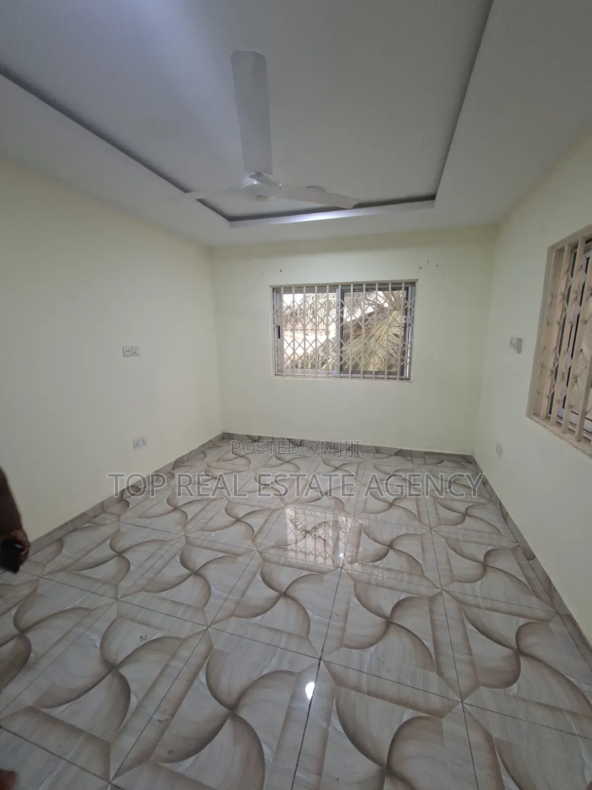 3bdrm Apartment in Oyarifa, Owusu Ansah for rent