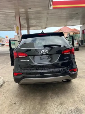 Hyundai Santa Fe SE AWD 2018 Black