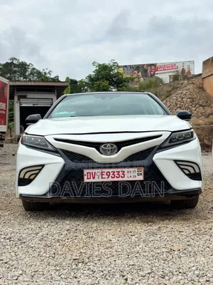 Toyota Camry 2020 White