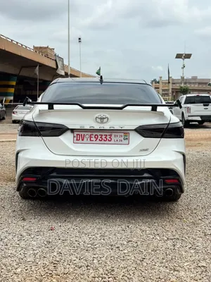 Toyota Camry 2020 White